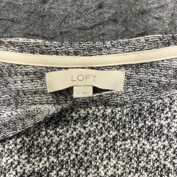 Ann Taylor LOFT Size S Pullover sweater - Picture 3 of 4